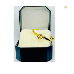 Gold Garden – Luxurious Floral Bracelet