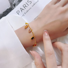 Houla Jewelry