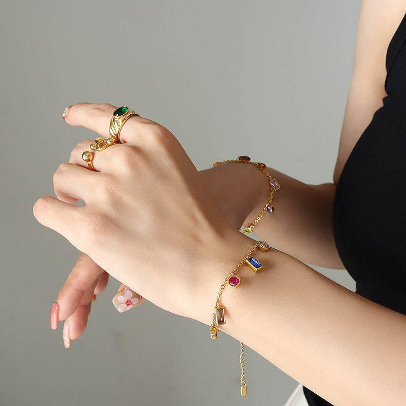 Houla Jewelry
